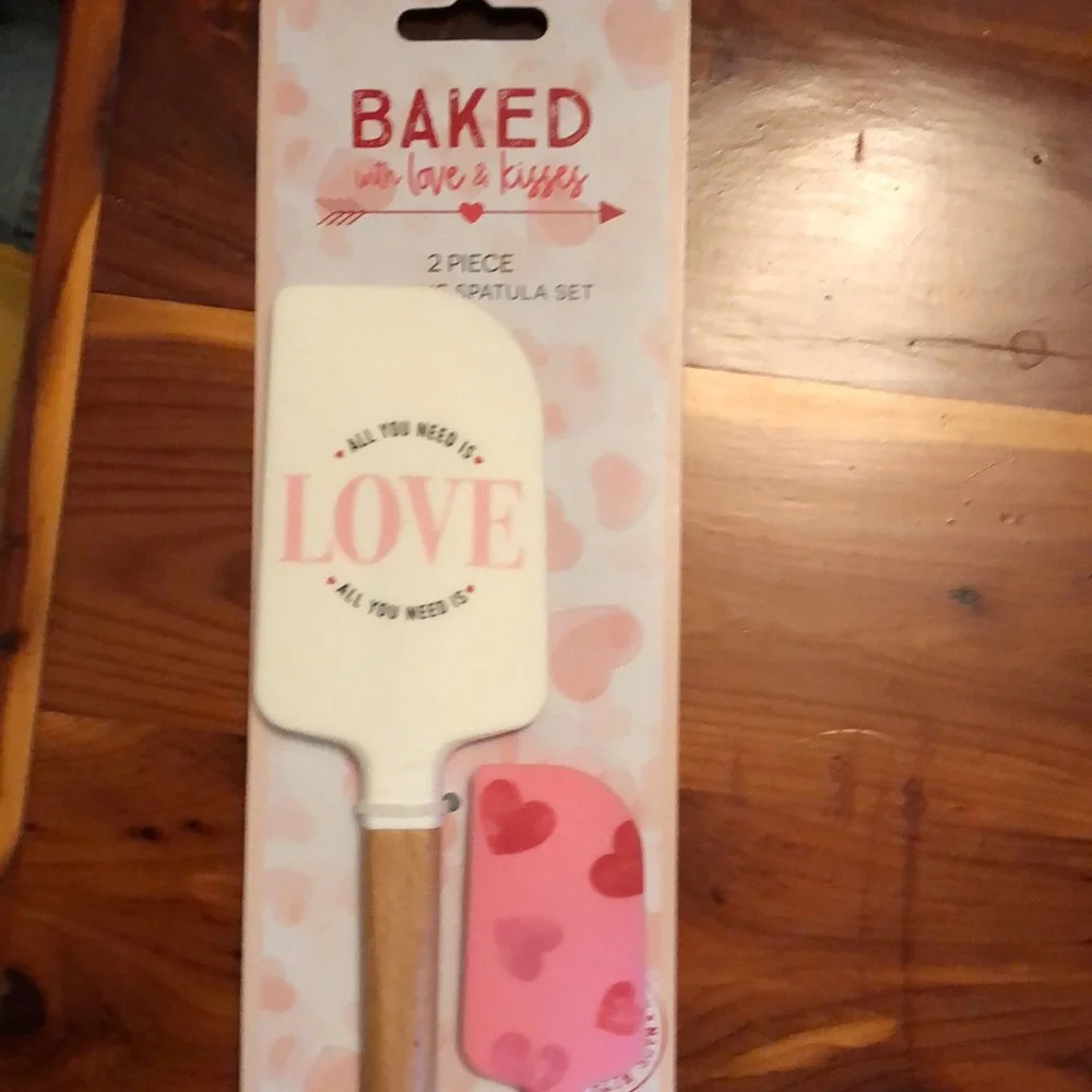 Spatula ALL YOU NEED IS LOVE 2 piece silicone The Beatles